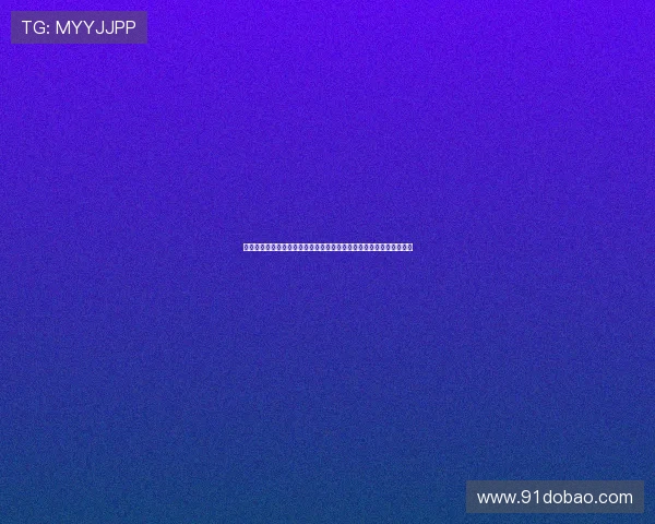 赛后老队友重逢埃泽与格伊拉克鲁瓦绿茵叙旧情足球赛场昔日并肩再续